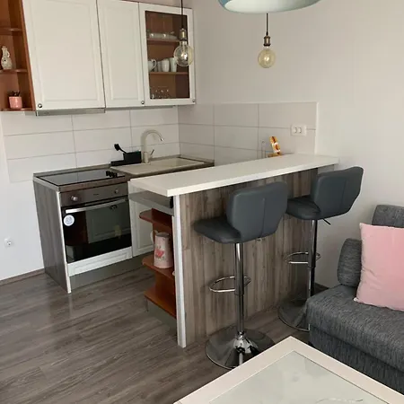 Marci 2 With Parking Place Апартаменты Сплит