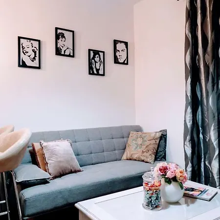 Apartment Marci 2 With Parking Place